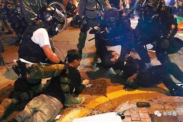 法律与良知的拷问 香港进入世纪大审判