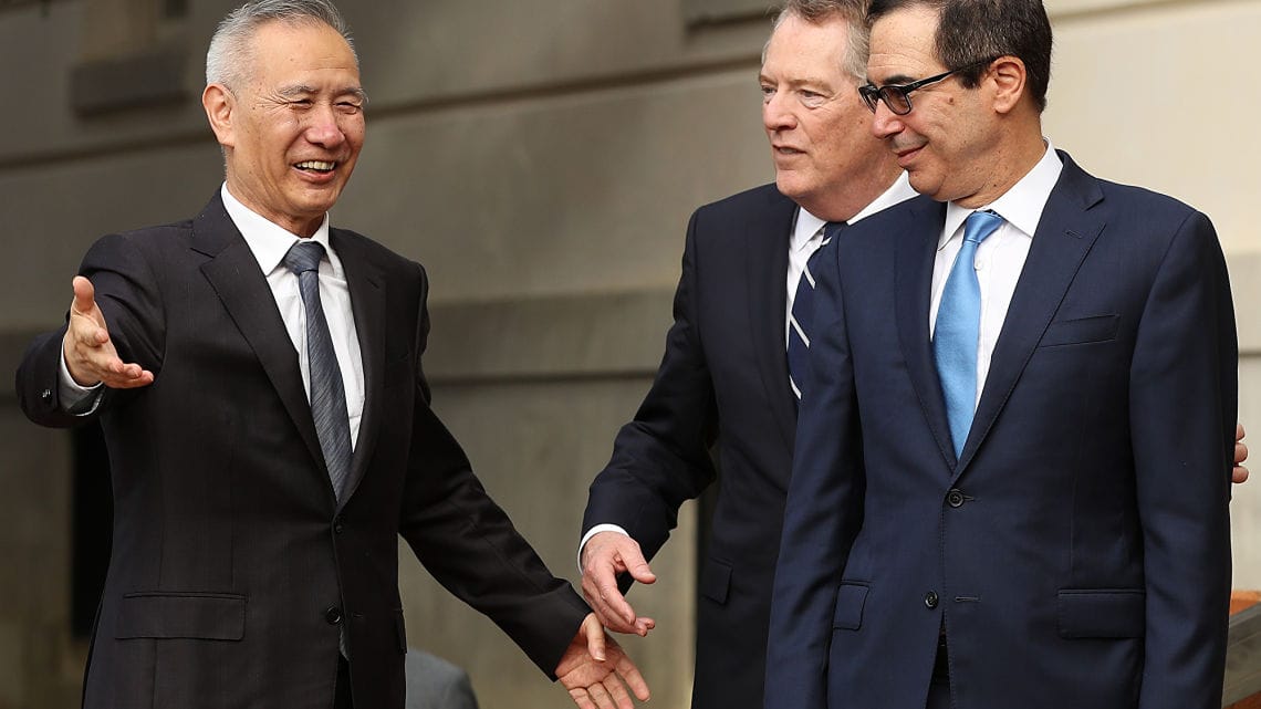 中美之间一天发生了两件大事，所幸中美唯一对话渠道终于被激活