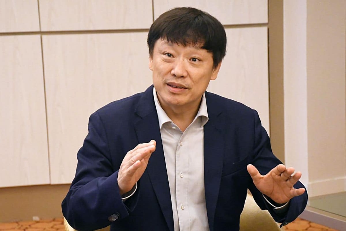 胡锡进对实名举报其“私生子”的回应不足以令人信服-有关部门理应介入调查