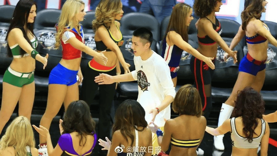 乌有之乡炮轰团中央 声言用“阶级斗争”来切吴亦凡这瓜
