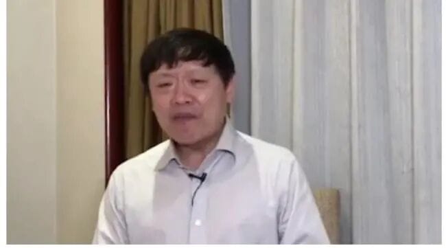 是什么把大义凌然的胡主编吓得“瑟瑟发抖”尿裤子了？