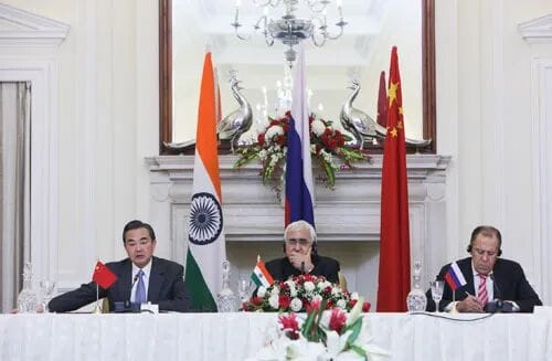 大跌眼界！印度竟然跟中俄步调高度一致  处处怼上美国