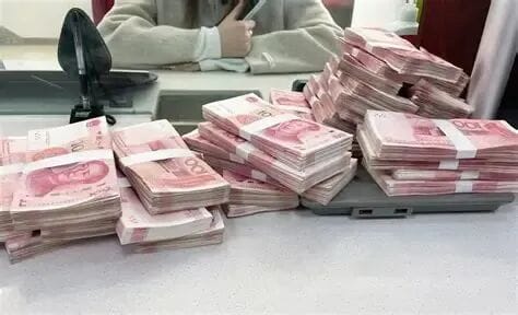 金融数据骗不了人！看了这三组数据，你还认为房价企稳回升了吗？