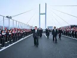 闪电般出访中国:金正恩办成四件大事